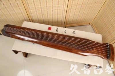 海东市●久音古琴  ●今日推荐  20240409[断纹仲尼式]